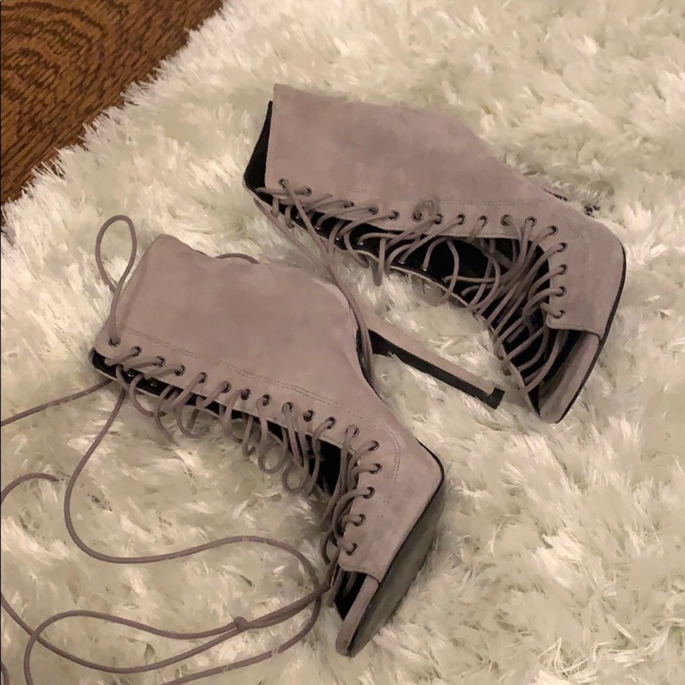 Kendall and Kylie ginni heels - Picture 8 of 8
